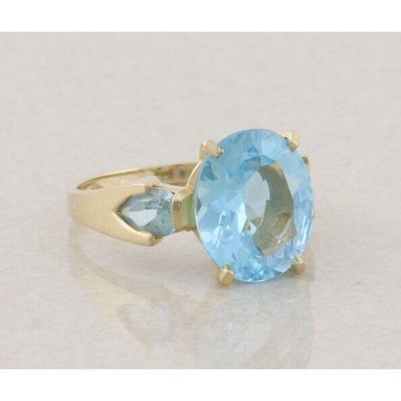 14k Yellow Gold Natural Blue Topaz Ring Size 6 1/2 - Picture 3 of 7